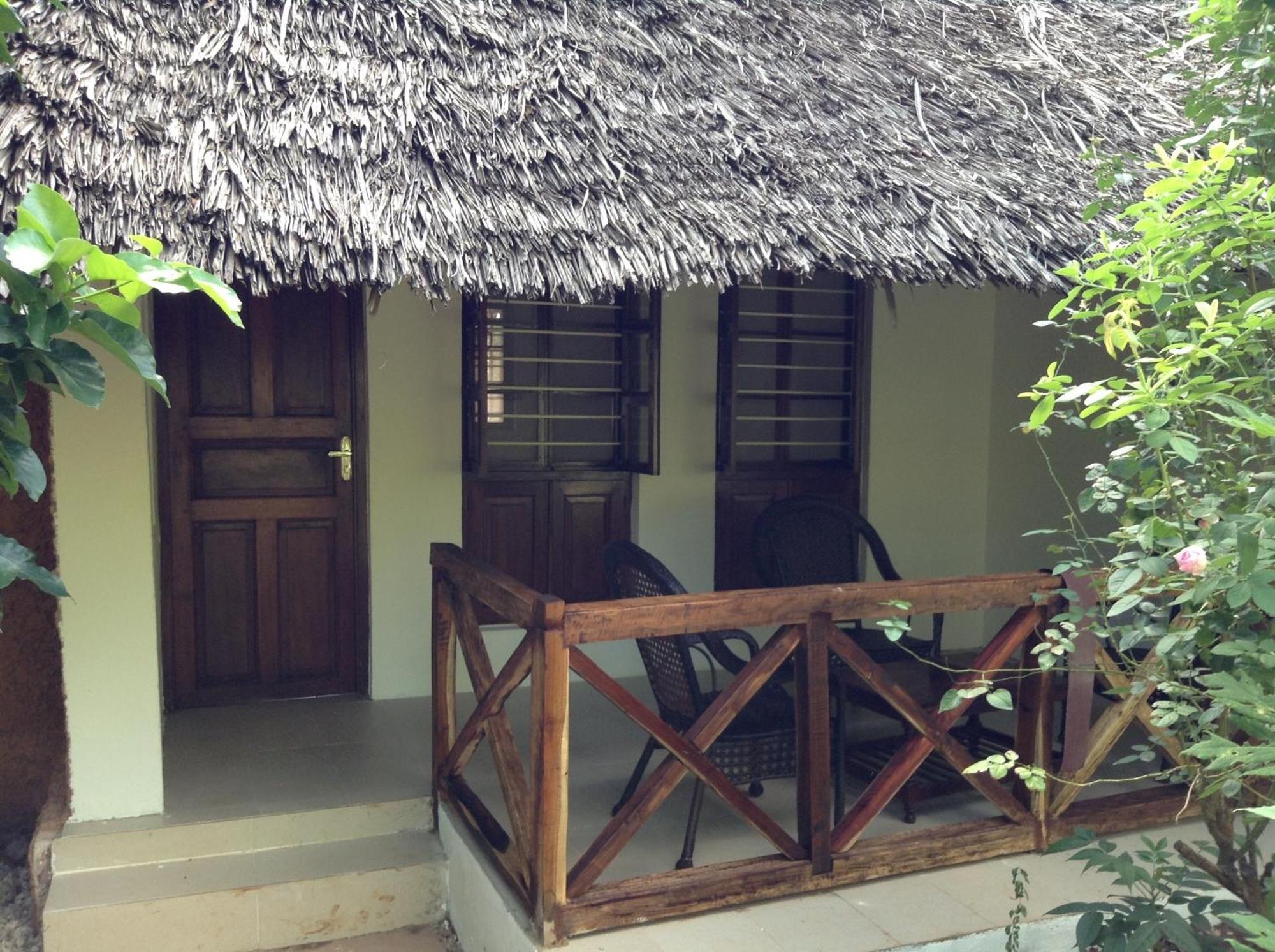 Langi Langi Beach Bungalows Nungwi Ngoại thất bức ảnh